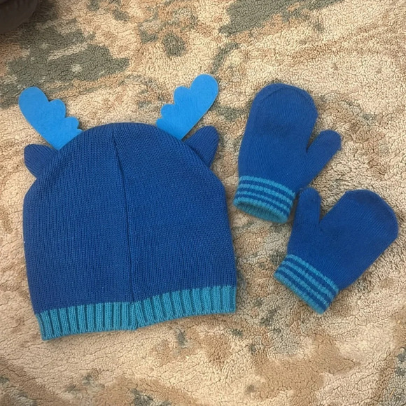 Moose beanie and matching gloves blue - Picture 2 of 5